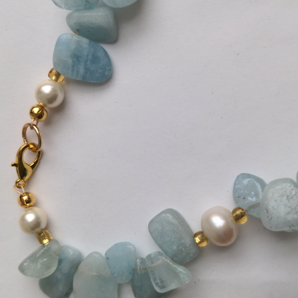 Genuine Aqua & pearl necklace.  New Handcrafted. 18 ". Gold accents - Picture 4 of 8